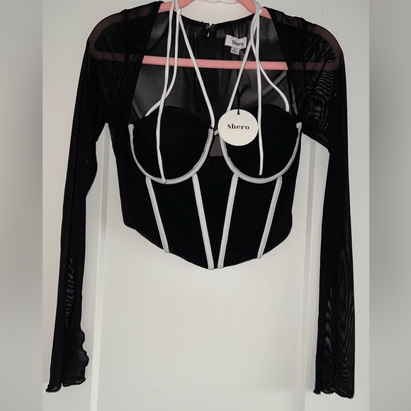 NWT - Chic contrast trim long sleeves bustier crop top - Picture 6 of 7